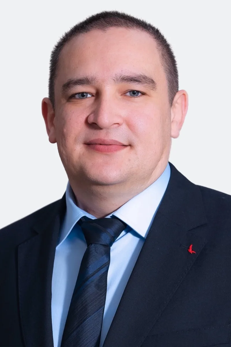 Рустам Акрамов